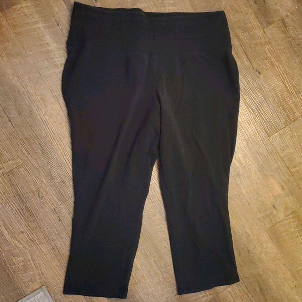Lane Bryant Capri leggings